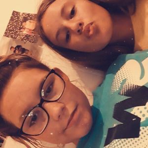 Meet your Posher, Chloe